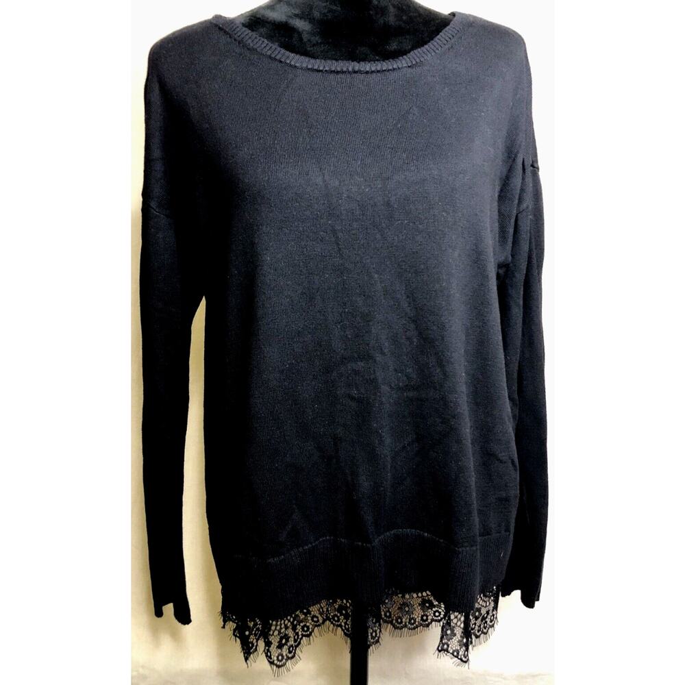 Women's Black Sweater Size 14 -16 With Lace Trim Hem Knit Lane Bryant